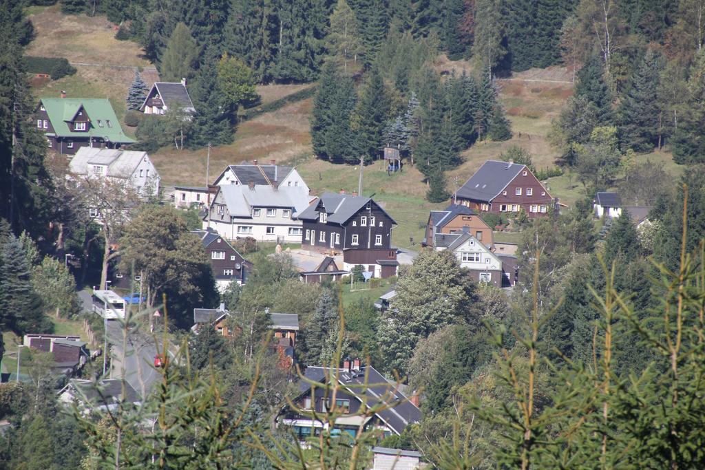 Ferienhaus Anno Dazumal, Wie Zu Oma'S Zeiten Apartamento Klingenthal Quarto foto